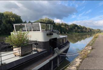 P  niche Rayclau has Balcony rooms