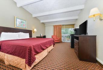 Americas Best Value Inn Sarasota Downtown has Balcony rooms