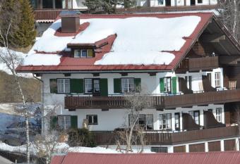 Herzen  s Landhaus has Balcony rooms