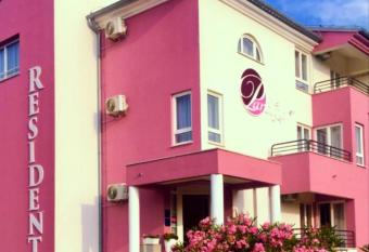 Residence Panolija has Balcony rooms