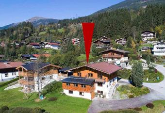 Appartments-Hutter has Balcony rooms