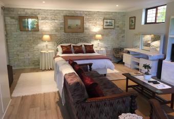 Geranium Studio allows 18 year olds to book a room