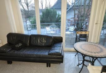 Penthouse posh has Balcony rooms