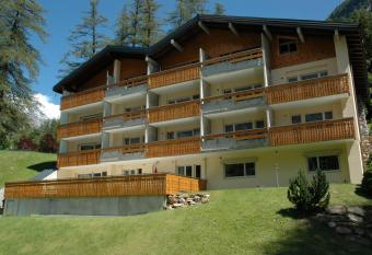 ABA-Sporting Apartment House has Balcony rooms