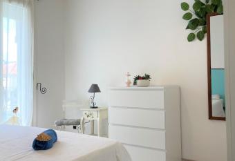 Victoria Prestige has Balcony rooms