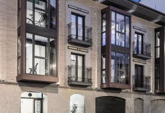 Apartamentos Inloft allows 18 year olds to book a room