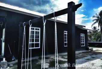 Penarik baru homestay has Smoking rooms