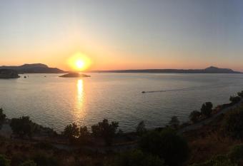 Ansi Studios & Apartments has Balcony rooms