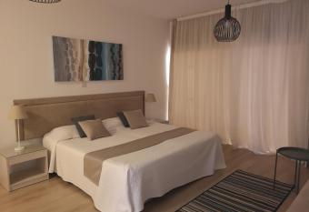 Marianna Annex has Balcony rooms