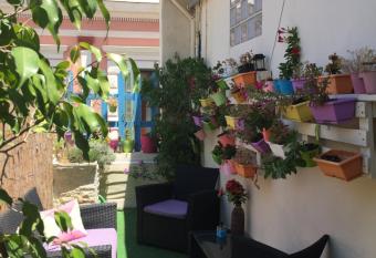 MmeBassia has Balcony rooms