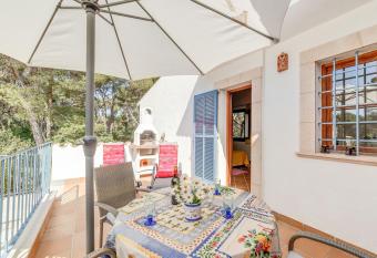 Es Roman   has Balcony rooms