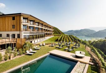 Hotel Plattenhof has Balcony rooms