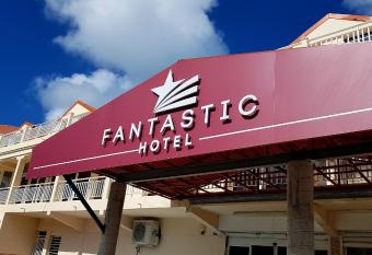 Fantastic Hotel allows 18 year olds to book a room