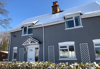 West View Lodge allows 18 year olds to book a room