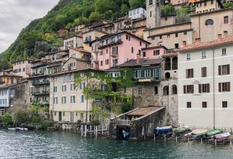 Locanda Gandriese has Balcony rooms