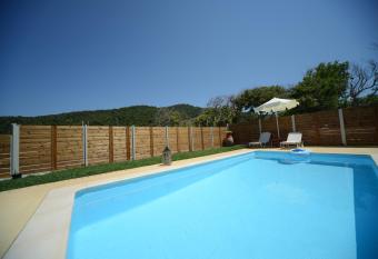 Aselinos Suites has Balcony rooms