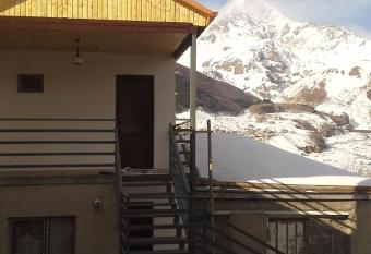 Guest House Sunset has Balcony rooms