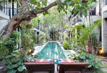 S cape Condotel allows 18 year olds to book a room