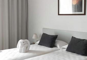 Hostal S Algaret allows 18 year olds to book a room