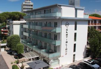 Hotel Castiglione has Balcony rooms