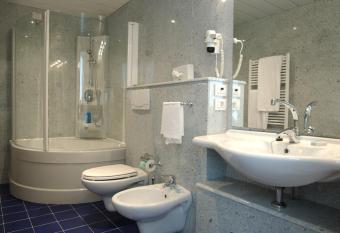 Hotel Piccolo Mondo has Balcony rooms