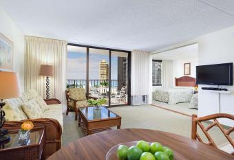 Aston at The Waikiki Banyan has Balcony rooms