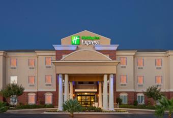Holiday Inn Express & Suites San Angelo By IHG allows 18 year olds to book a room