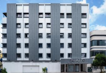 Residencial & Hotel Palazzo allows 18 year olds to book a room