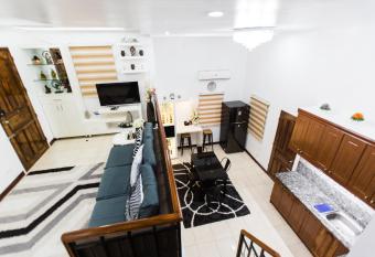 Bella Casa (3BR House at Azienda Genova) has Balcony rooms