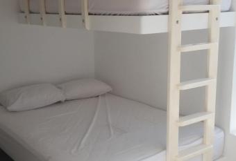 Condominio Nuevo Paracas has rooms with a private hot tub