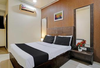 Flagship Hotel Lotus Residency Near Anand Nagar Metro Station allows 18 year olds to book a room
