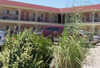 Motel 6 Wichita Ks South I 35 allows 18 year olds to book a room