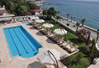 Hotel Turiya has Balcony rooms