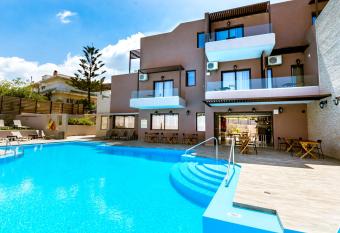 Gregory Comfort Hotel has Balcony rooms