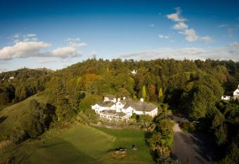 The Ryebeck Classic Country House has Balcony rooms
