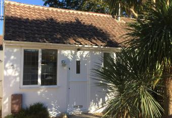 The Sail Loft - Hayling Island has Balcony rooms