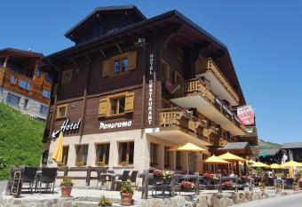 Panorama Hotel & Restaurant allows 18 year olds to book a room