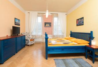 Pension Ib  rica has Balcony rooms