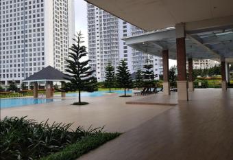 SMDC Wind Residences Tower 5 Unit 2012 has Balcony rooms