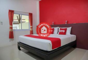 OYO 943 Siva Buri allows 18 year olds to book a room