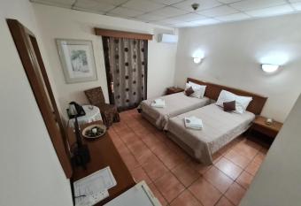 Metropole Hotel has Balcony rooms