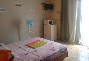 Le Cap Vert has Balcony rooms