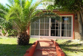 Departamento c  ntrico en Tigre allows 18 year olds to book a room