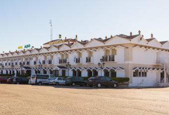 Hotel Alfar has Balcony rooms