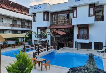 Agon Hotel has Balcony rooms