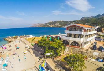 David apartments and rooms has Balcony rooms