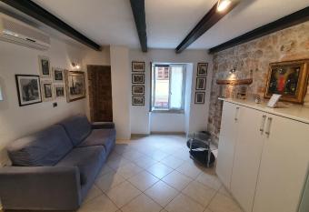 Apartments Villa Ernesta has Balcony rooms