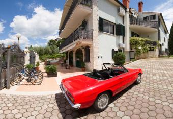 Villa Sveta Eufemija - Bed and breakfast has Balcony rooms