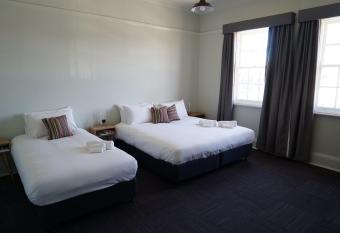 Rosehill Hotel allows 18 year olds to book a room
