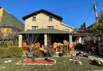 Vila Prezident allows 18 year olds to book a room